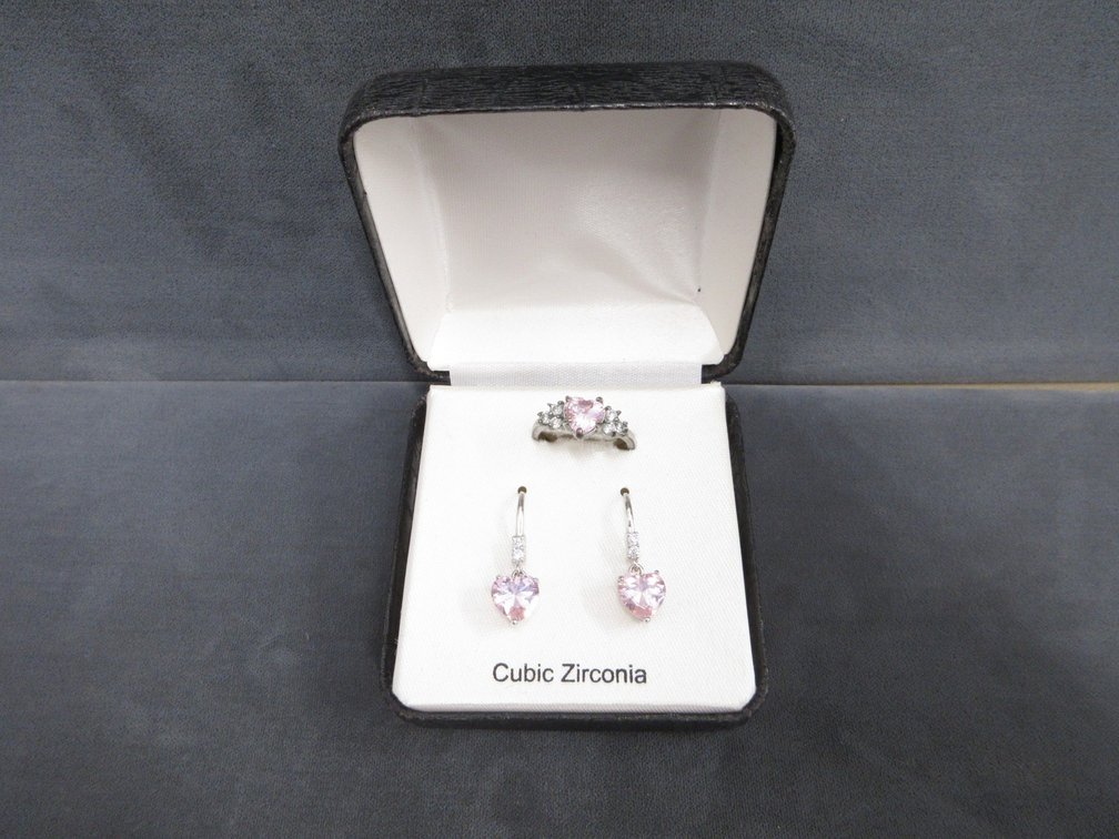 Pink heart stone ring and pierced earrings set