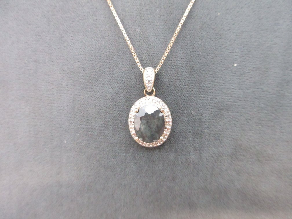 Gold tone .925 silver 18" chain with .75a'l stone pendant
