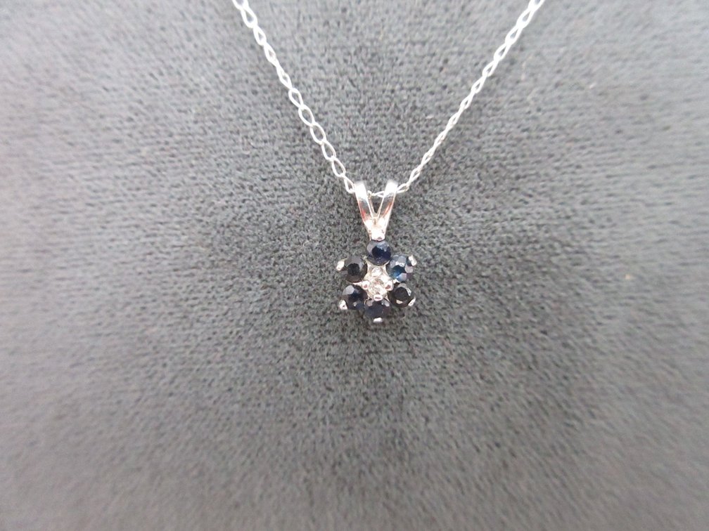 1" Fine 10K white gold chain