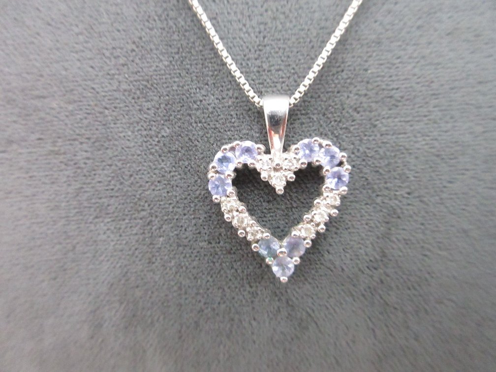 .925 Silver 18" chain with marked 14K heart pendant