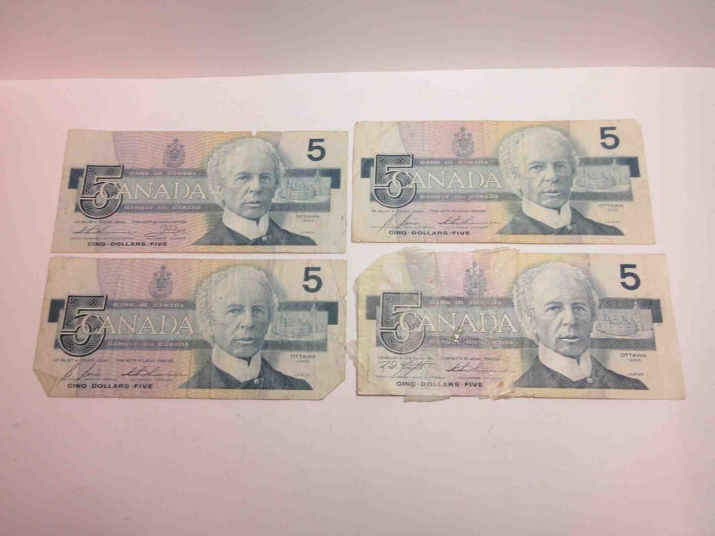 (4) 1986 $5 Canada notes