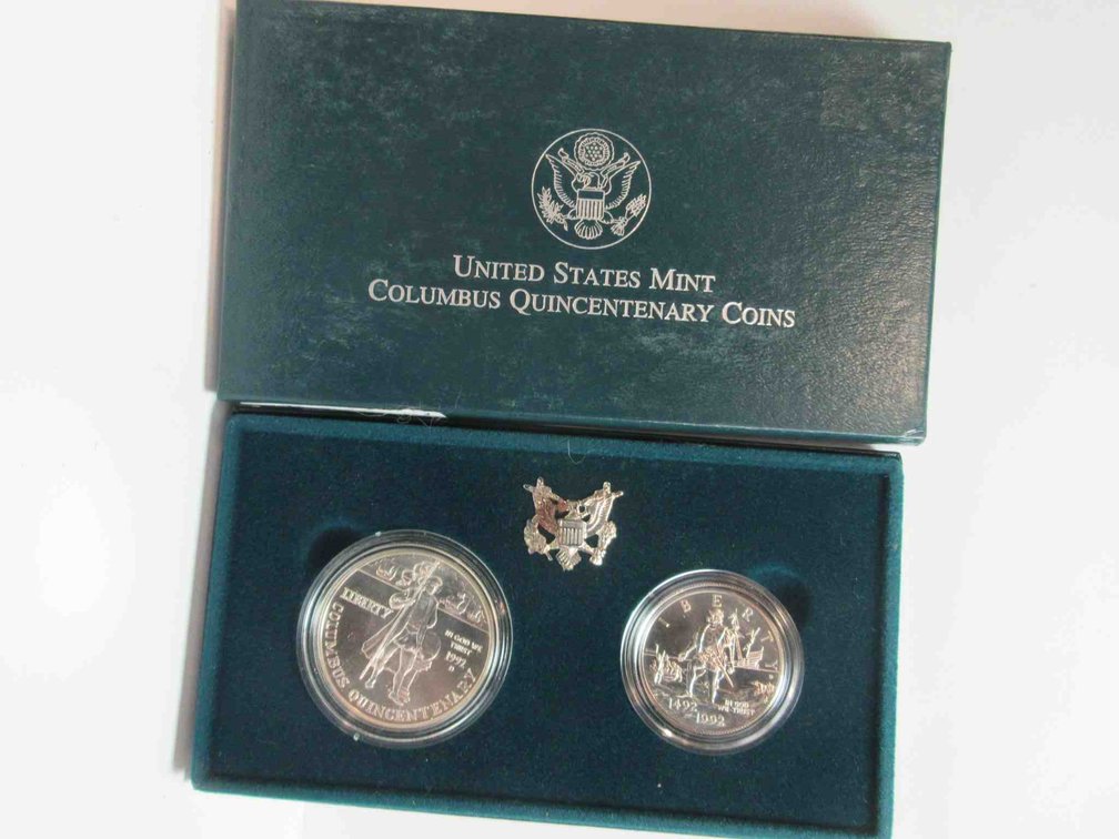 1992-D Uncirculated Columbus Quincentenary silver dollar and half dollar (half not silver)