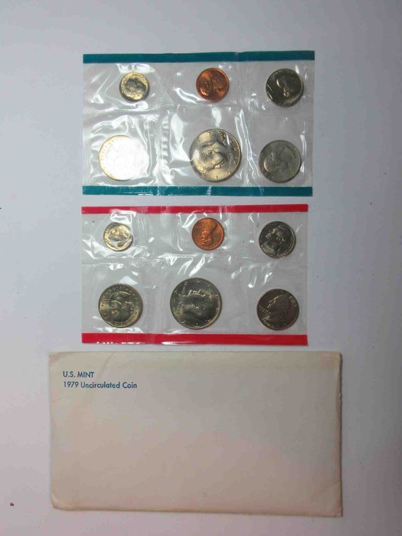 1976-D & 1979-P US Min sets
