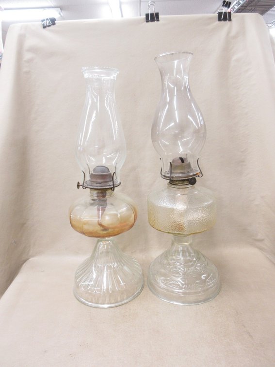(2) Glass oil lamps