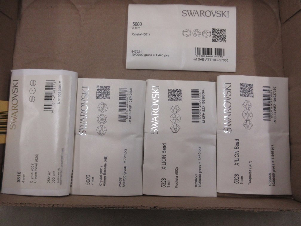 (5) Packs Swarovski crystal beads