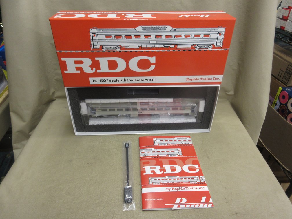 Rapido Trains Inc. BUDD RDC-1-DC BC Rail blue scheme BC-21