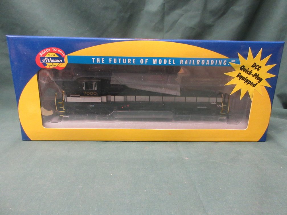 Athearn Southern GP 40X 7000