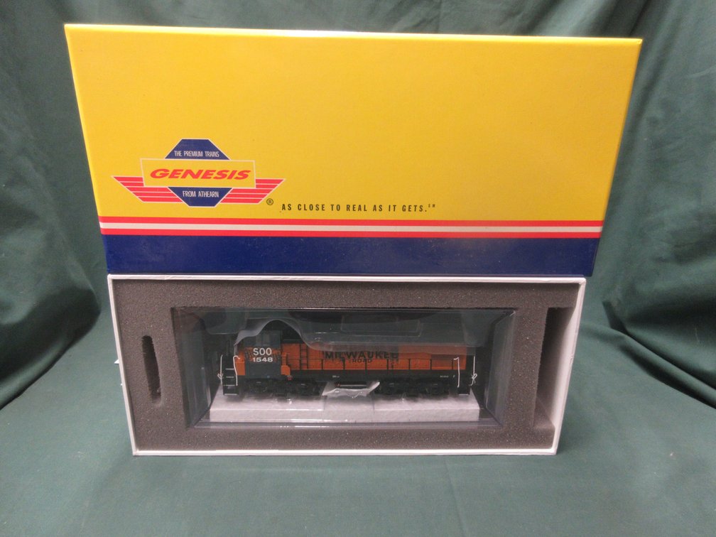 Athearn Genesis Soo Line (Bandit) MP15-AC 1548