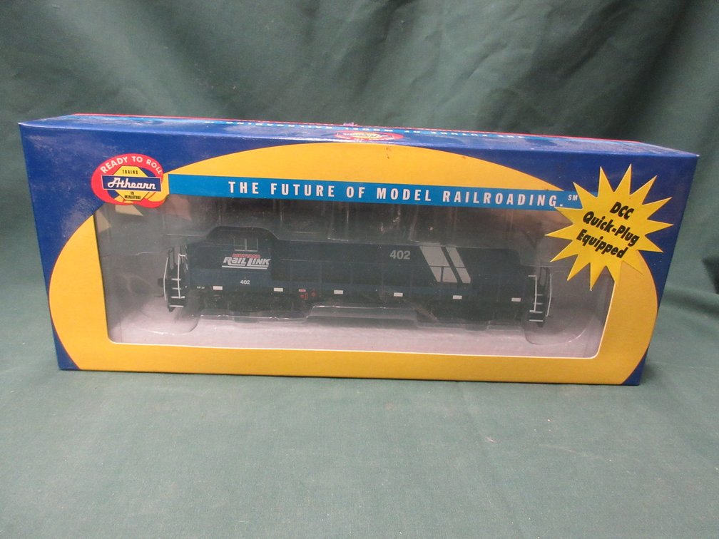 Athearn Montana Rail Link GP35 402