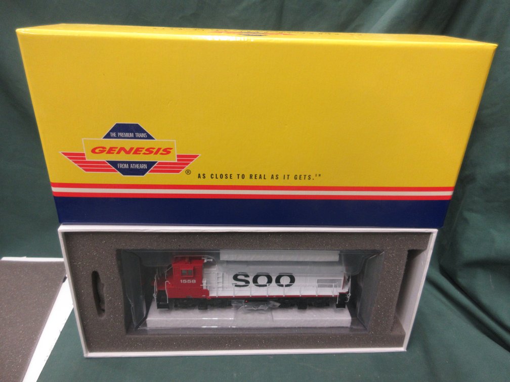 Athearn Genesis Soo Line MP15-AC 1558