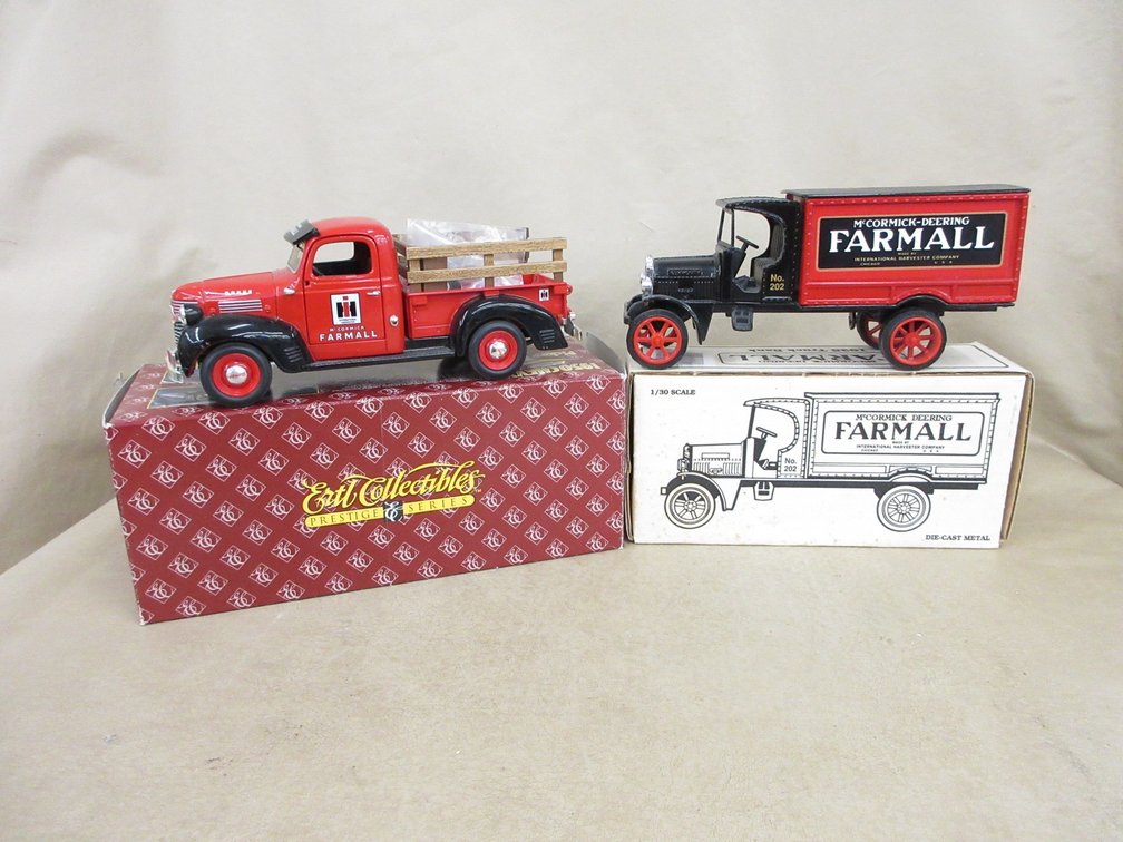 IHFarmall die cast group