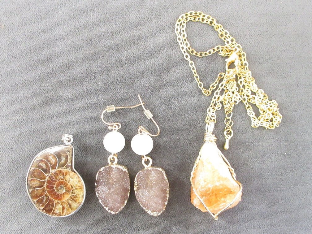 Stone jewelry group