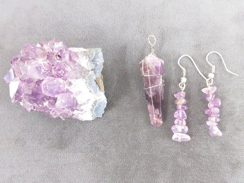 Amethyst stone group