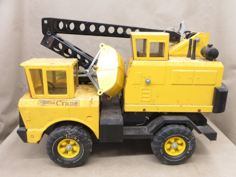 Tonka pressed steel Crane