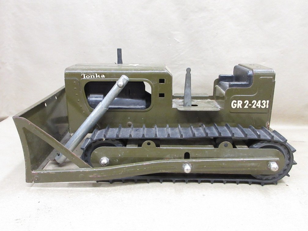 Tonka pressed steel military caterpillar GR 2-2431