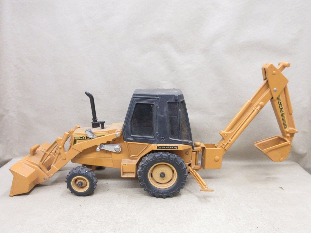 Ertl Case Construction  King tractor with loader and backhoe