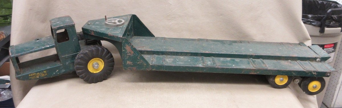 NyLint pressed steel truck and trailer for large construction equipment
