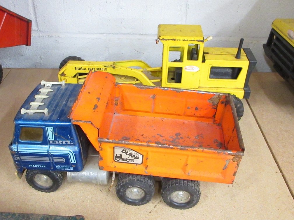 (2) Pressed steel toys