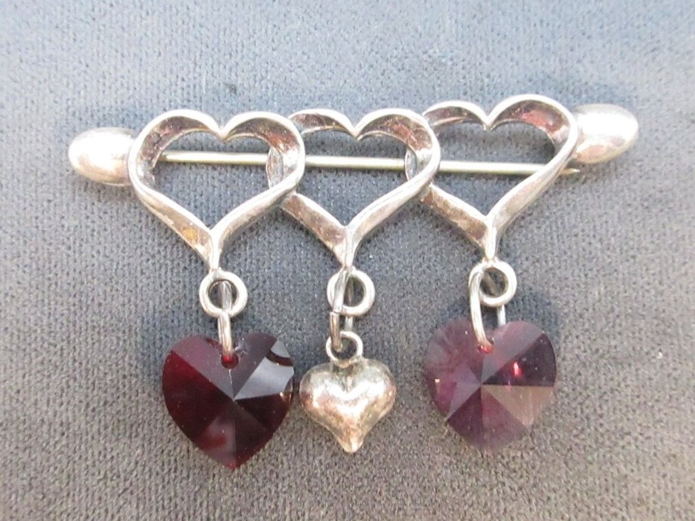 .925 silver dangle heart pin