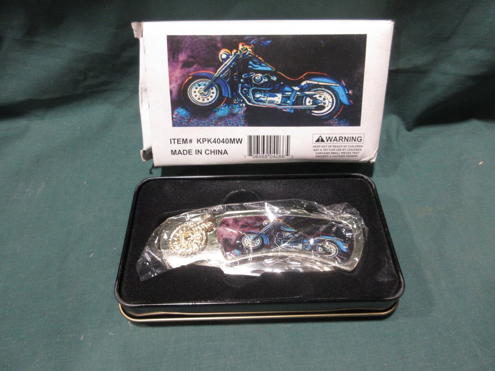 Motorcycle collector knife in tin