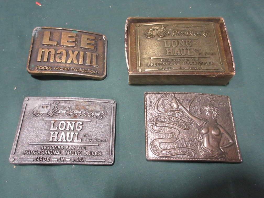(4) Belt buckles