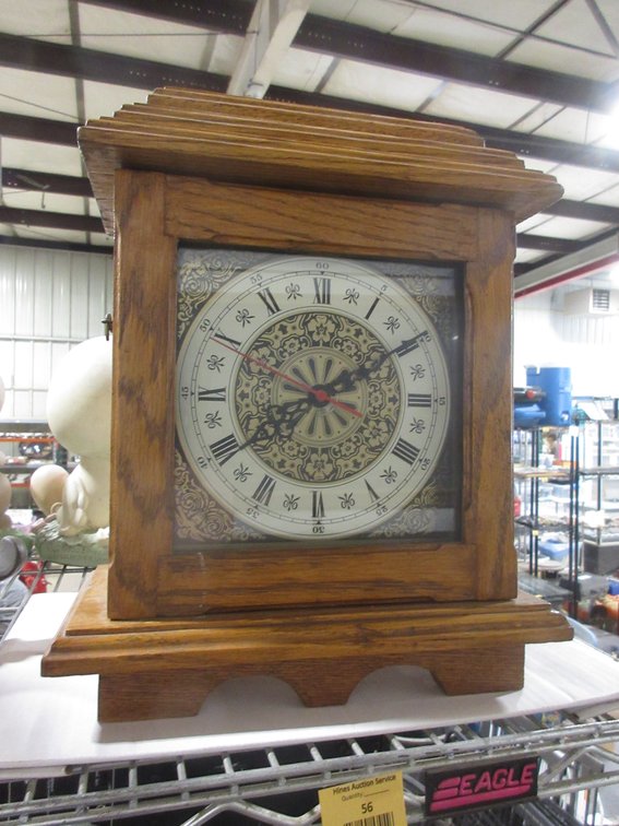 Hand-crafted oak mantle clock