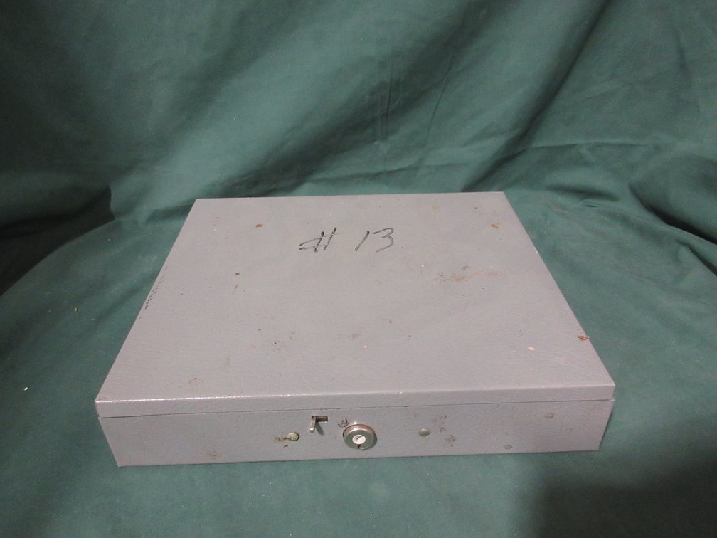 Steel cash box