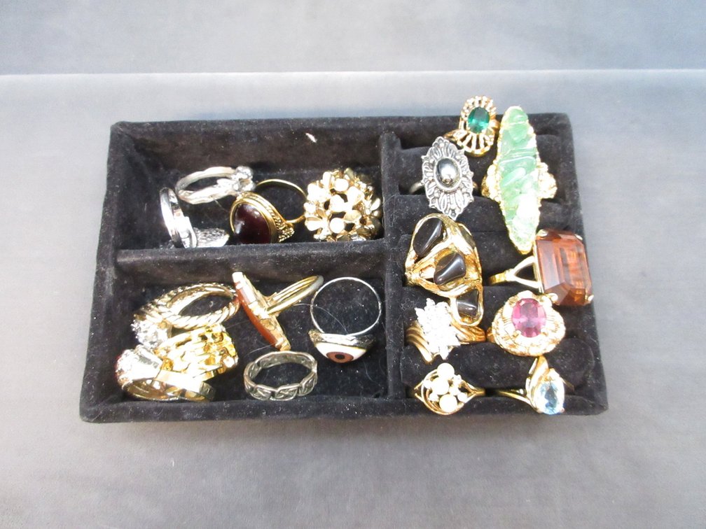Group of costume rings