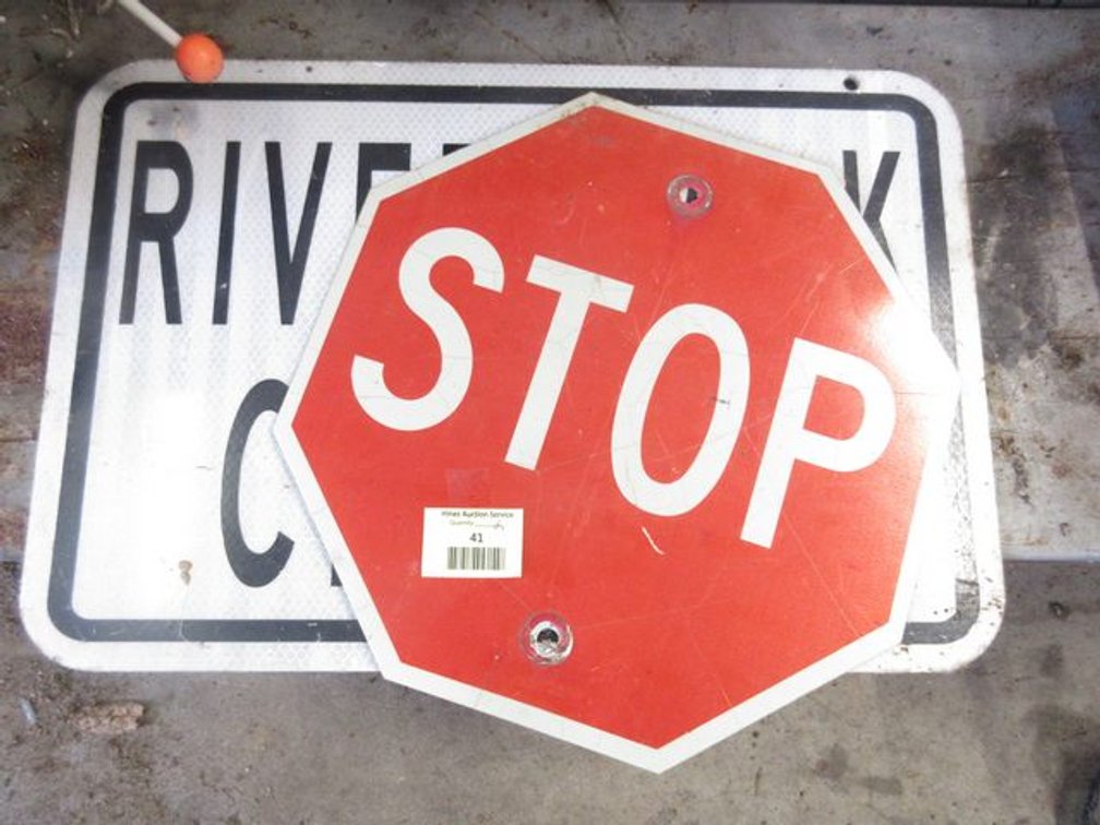 (2) Metal road signs