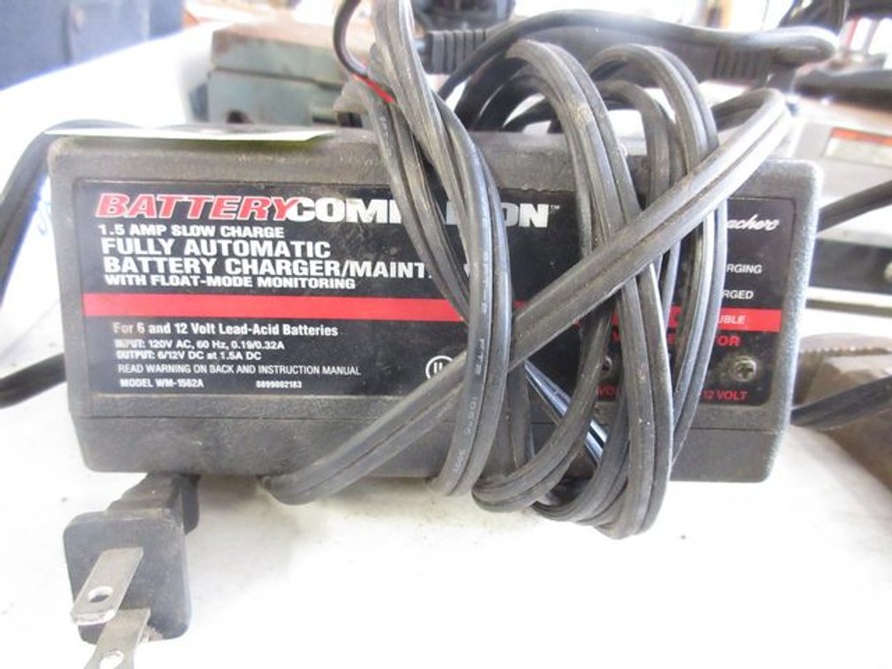 Schumacher battery companion