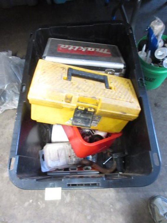 Tote with contents