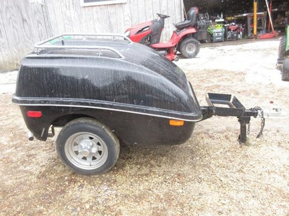2004 Matrix motorcycle trailer