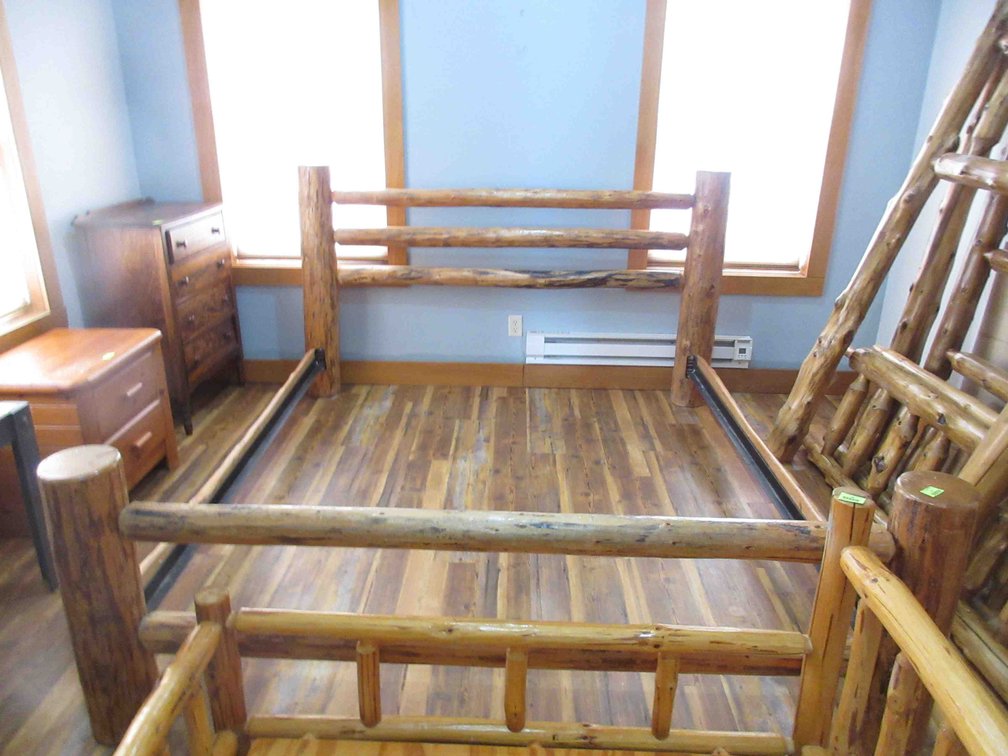 Montana Woodworks log king size bed frame