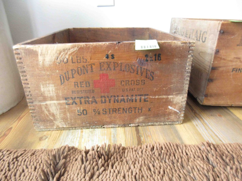 Dupont Explosives antique wood dynamite crate