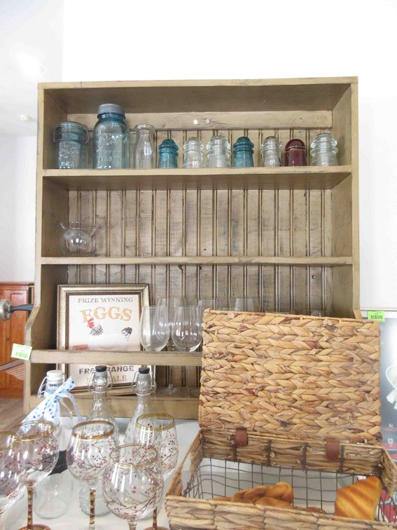 Wood wall shelf