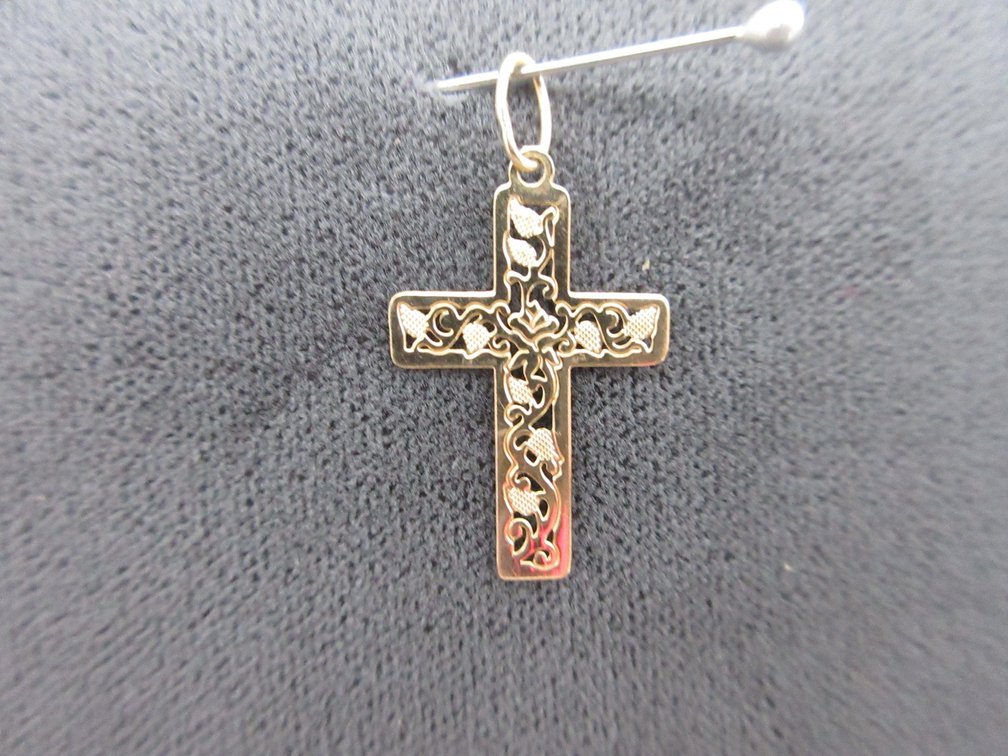 14k Solid gold Cross pendant