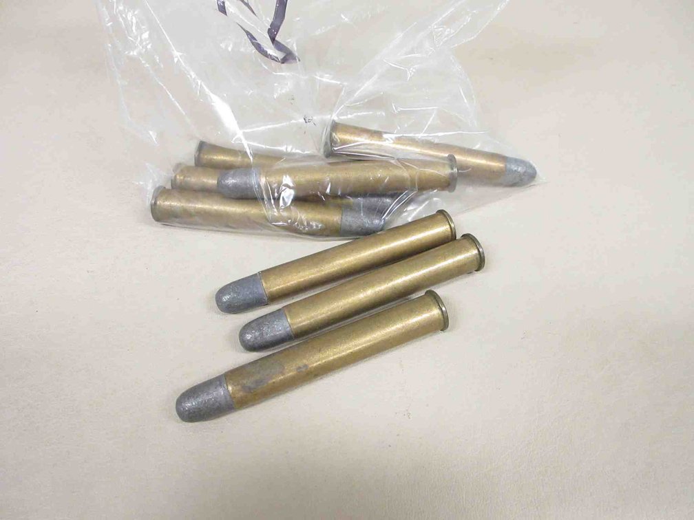 (8) Rounds of .40-72 WCF ammunition