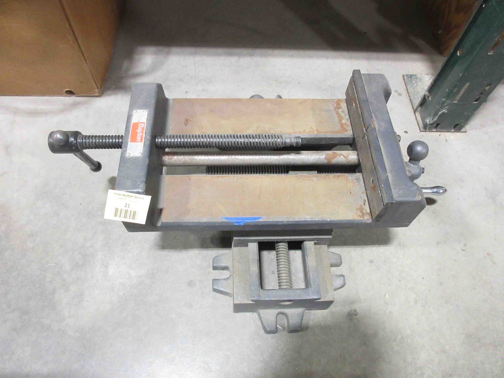 Dayton heavy duty machinist vise