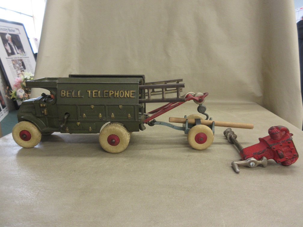 Hubley-Bell Telephone truck