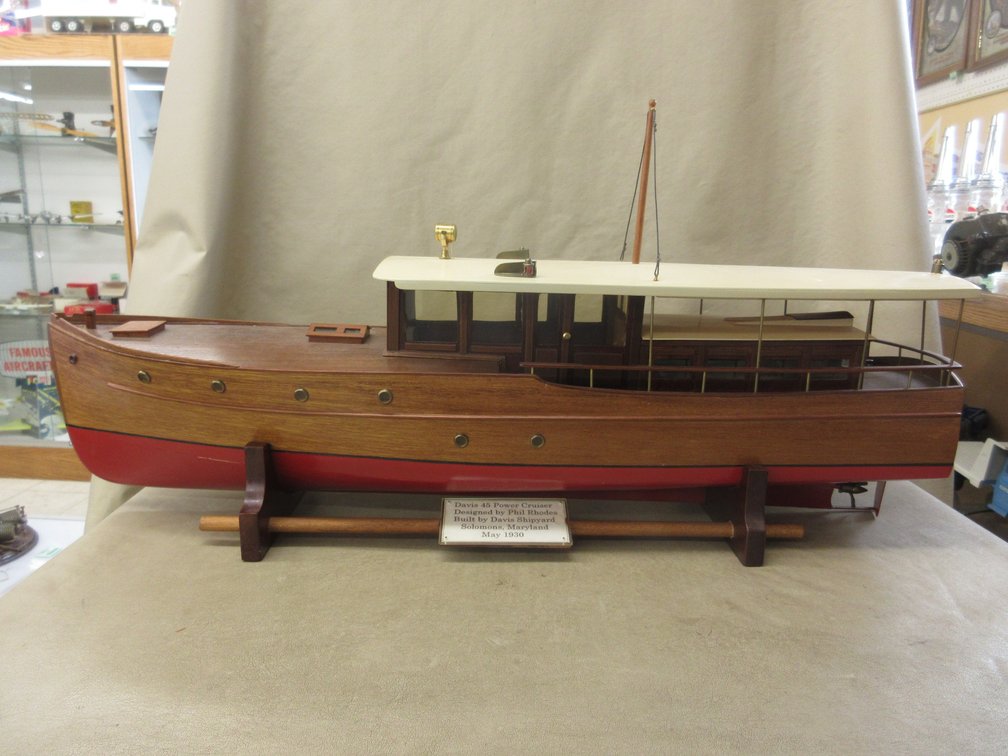 1930 Davis 45 Power Cruiser wood model boat on stand