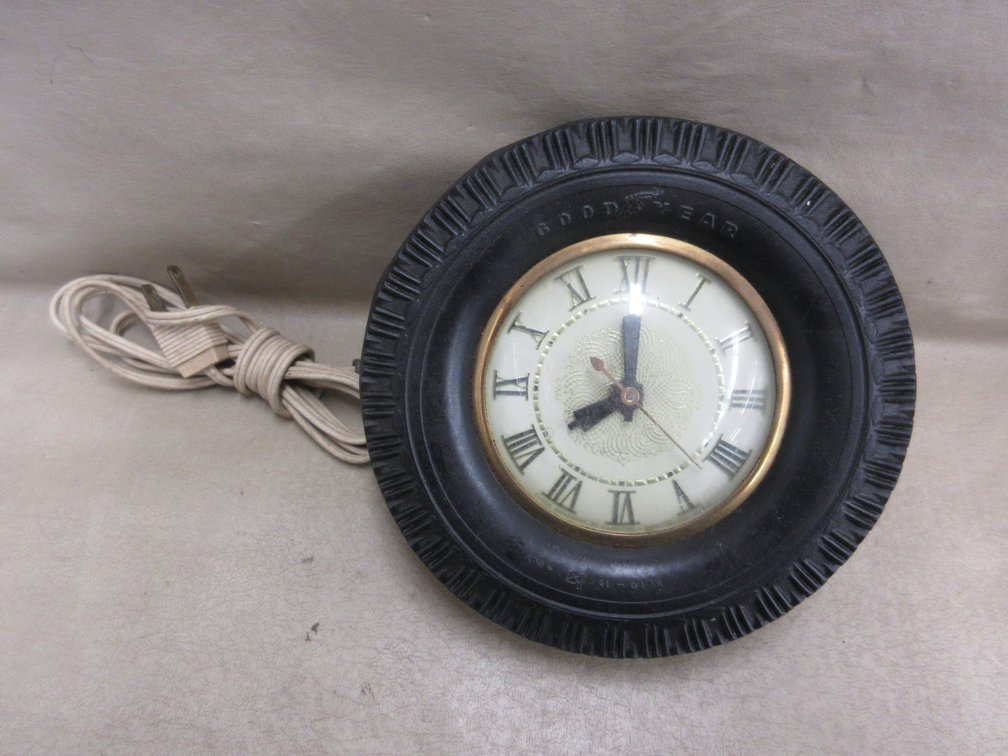 Goodyear tire electric clock