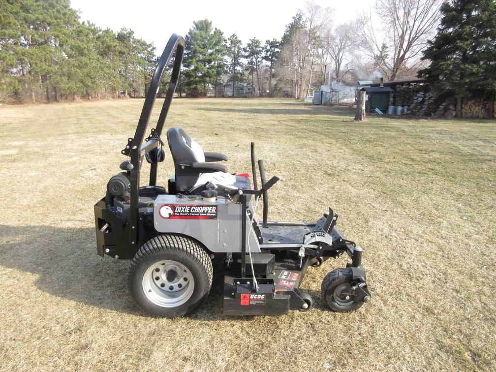 Dixie Chopper Magnum HP zero turn mower with ROPS (runs & drives)