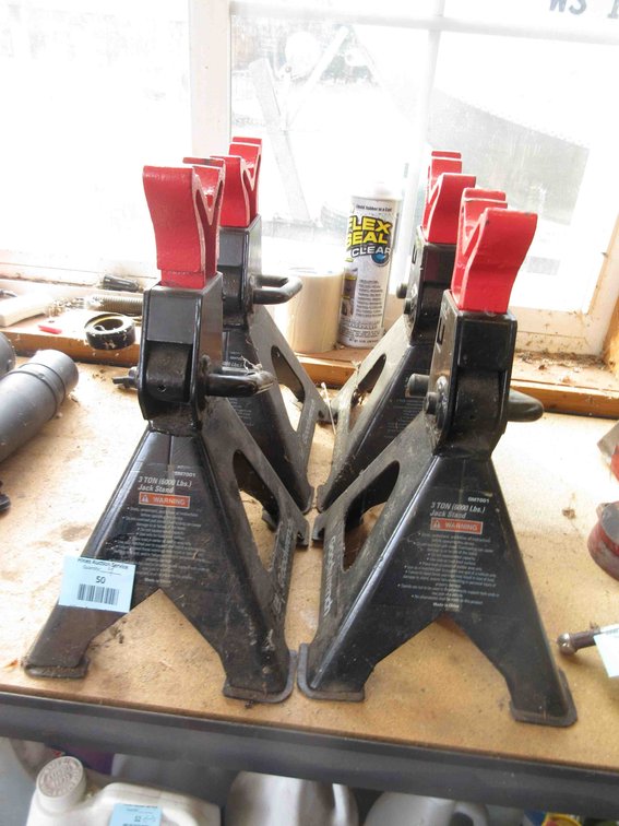 (4) GM Goodwrench jack stands