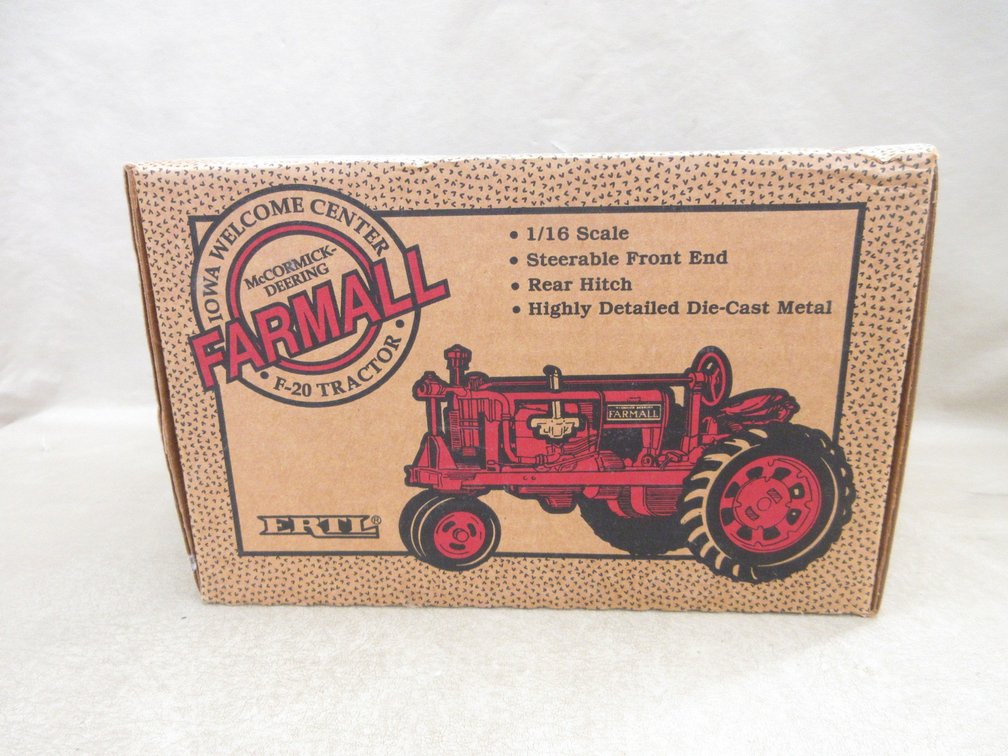 Ertl Iowa Welcome Center McCormick-Deering Farmall F-20 tractor in box