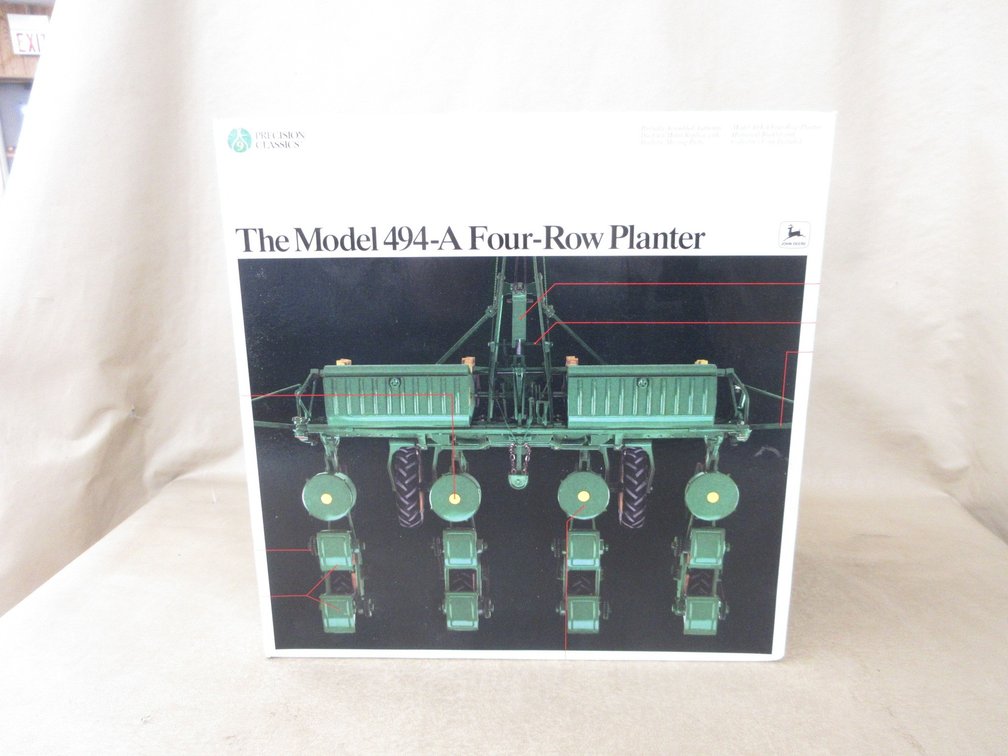 Ertl Precision Classics The Model 494-A Four Row Planter in box