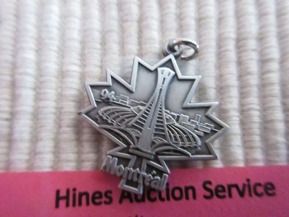 Sterling 1994 American Family Queen Elizabeth Hotel Montreal charm