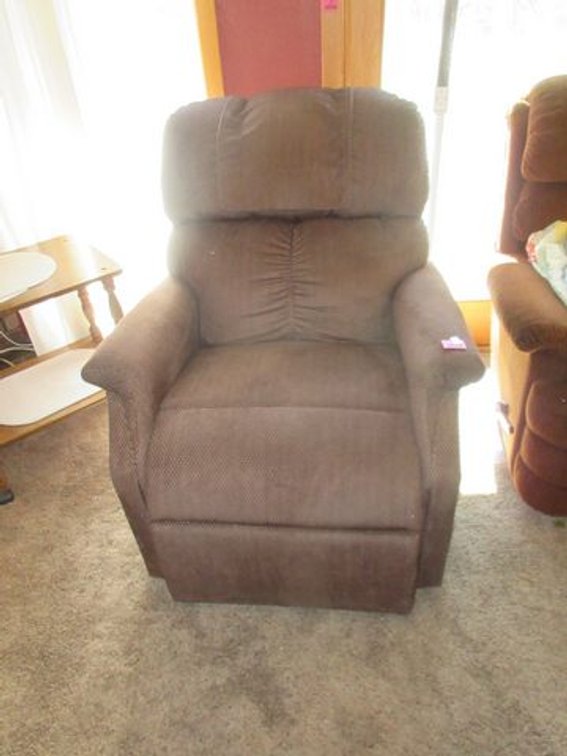 Golden power lift & recliner chair