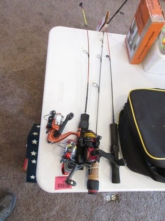 (3) Ice fishing rods with reels