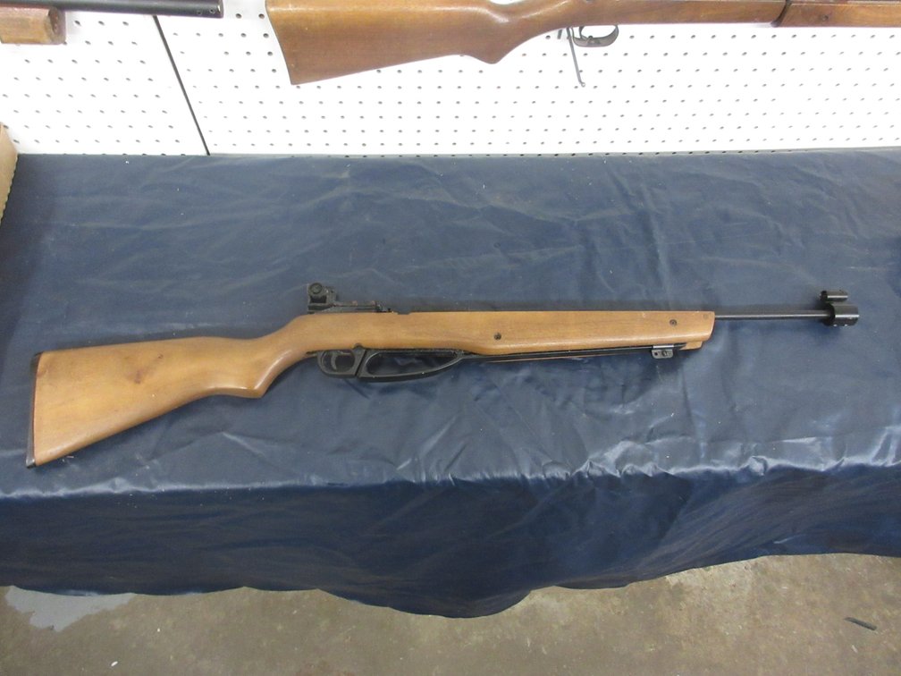 Daisy Power Line 653C .177 cal BB gun