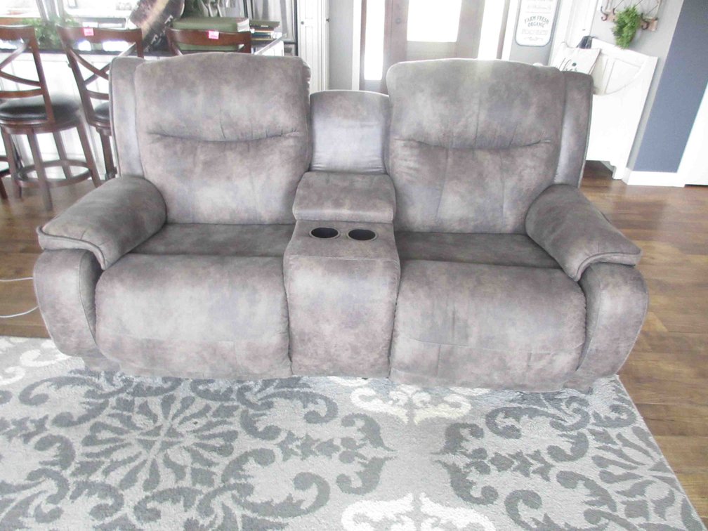 Art Van power recliner loveseat